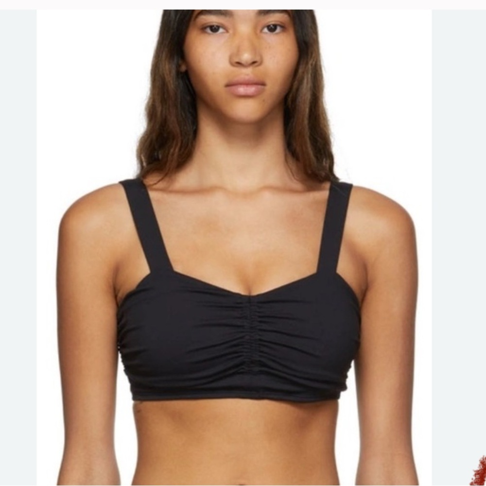 Black Ruched sports bra